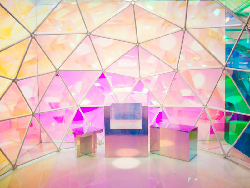 جولة داخل المقر الجديد لموقع انستقرام في نيويورك: تجربة فريدة ومميزة